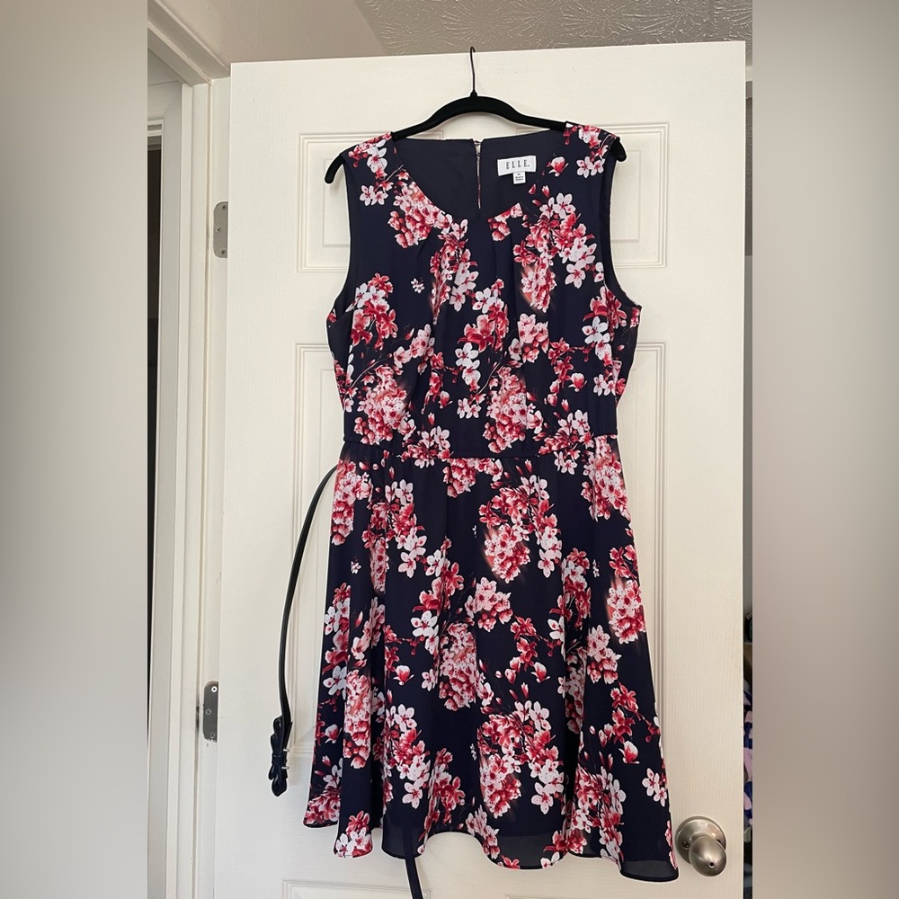 Elle Women's Floral Dress w/ Bow Belt- Navy and Pink/Red
